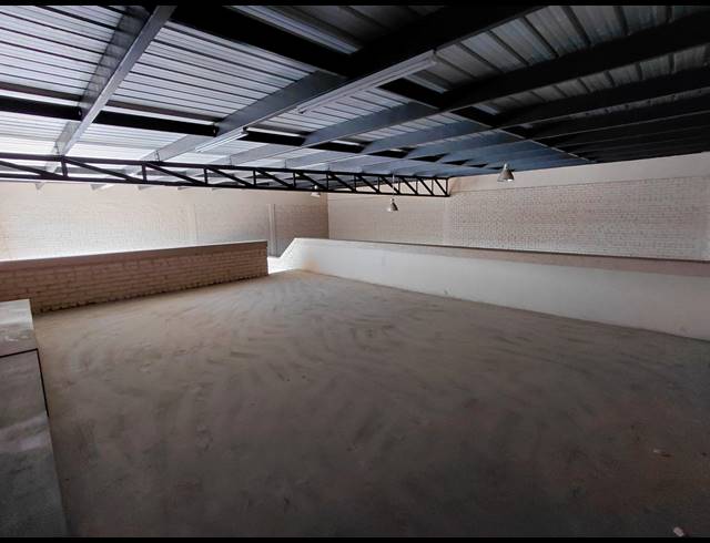 334M² WAREHOUSE TO LET IN POMONA